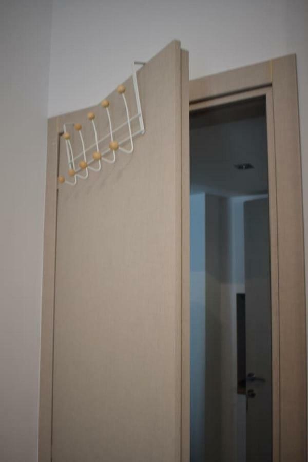 Central Luxury Apartment In Tesalonika Bagian luar foto